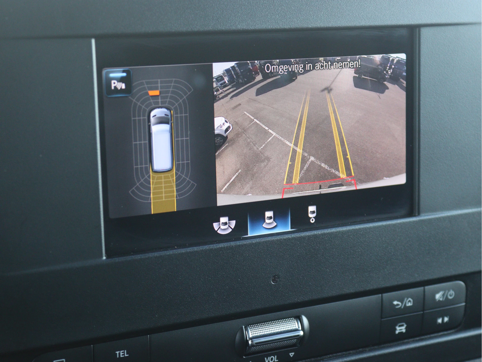 Mercedes-Benz-Sprinter-image-12