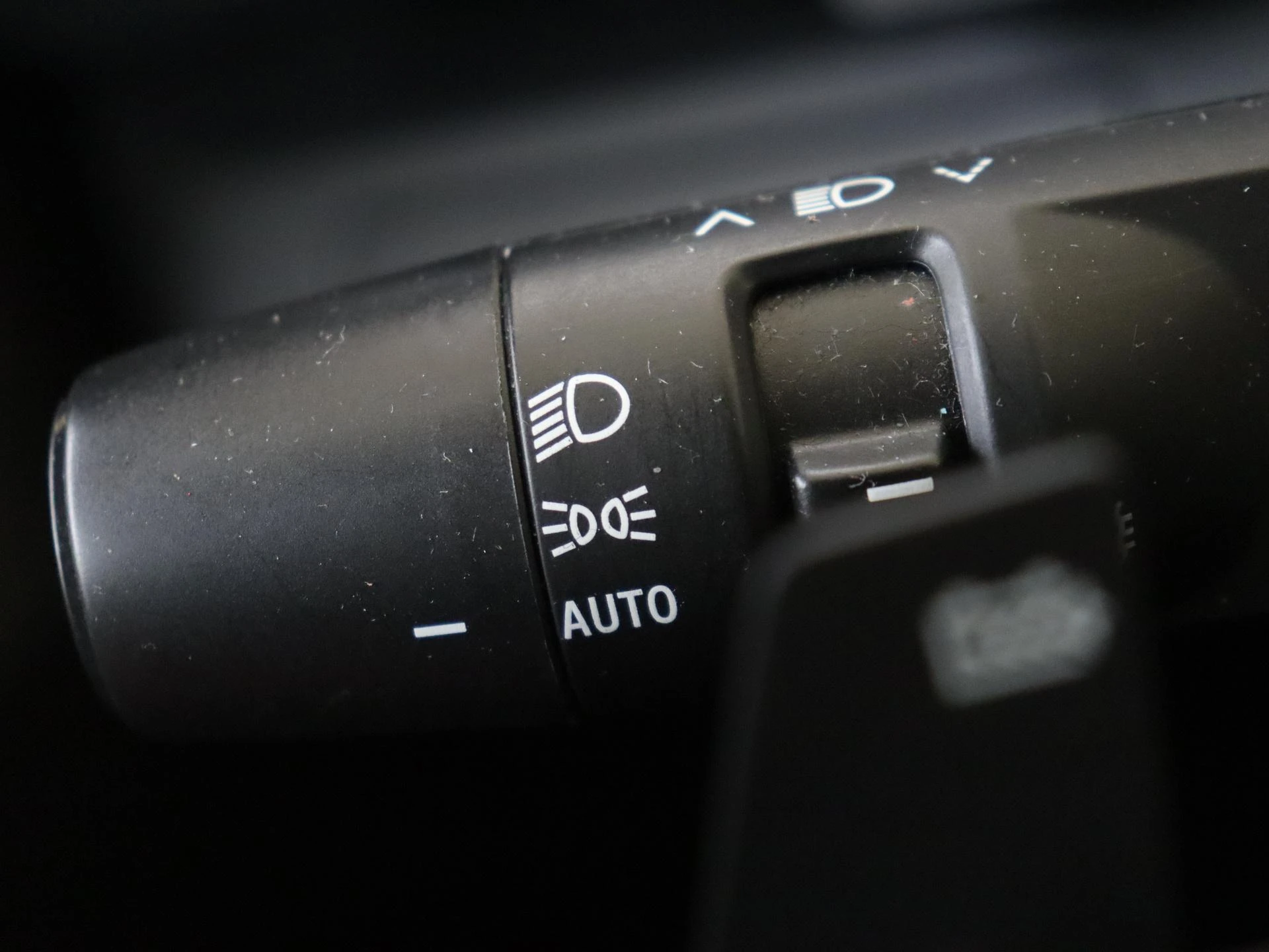 Renault-Megane E-Tech-image-22