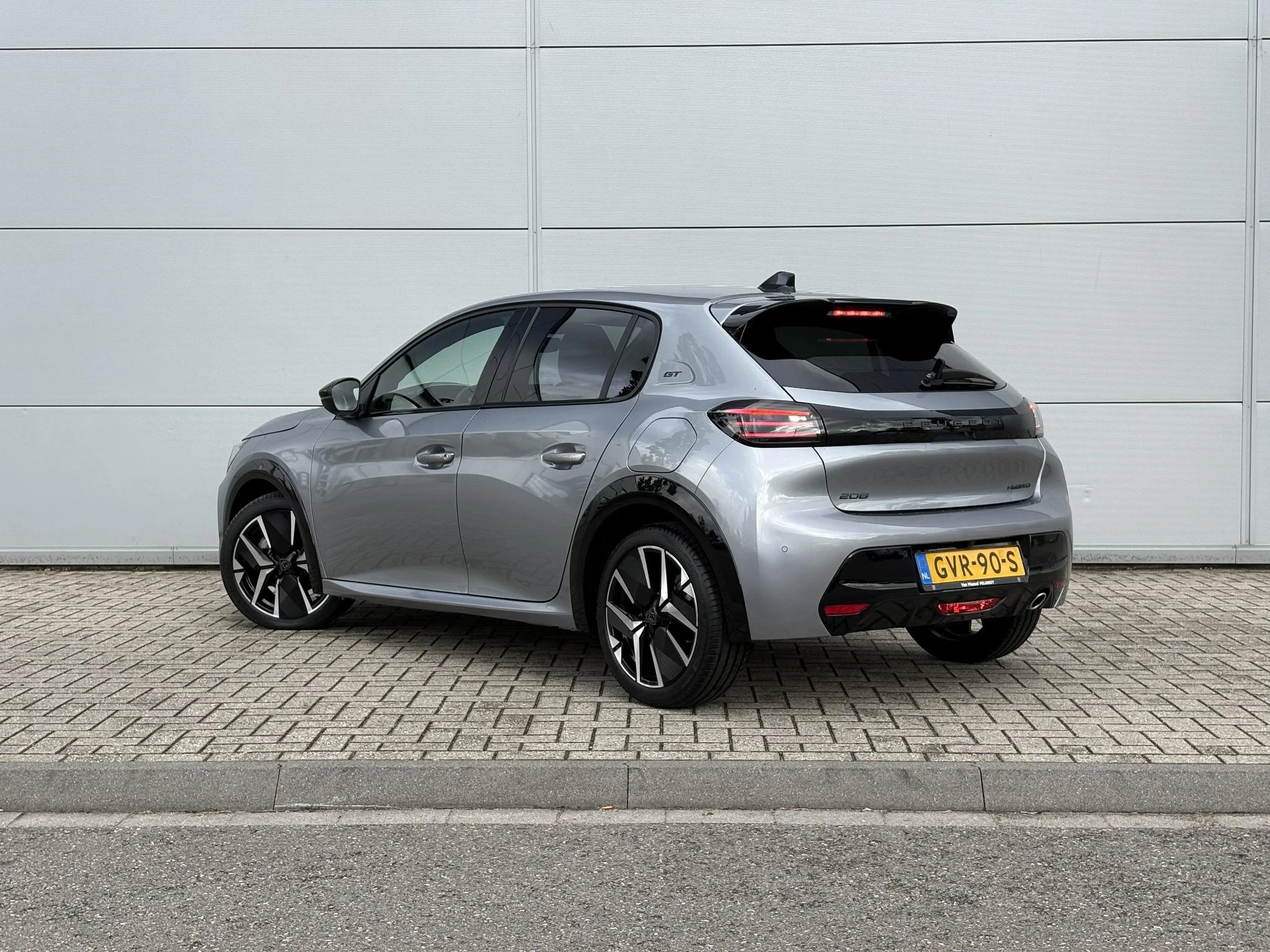 Peugeot-208-image-3