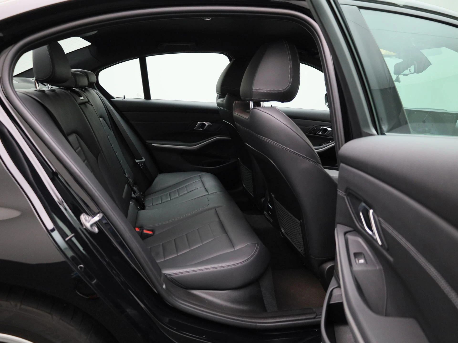 BMW-3 Serie-image-40