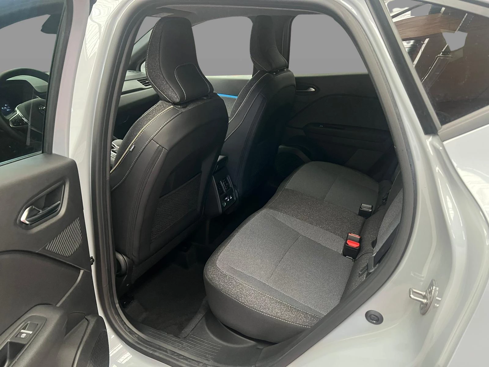 Renault-Captur-image-8