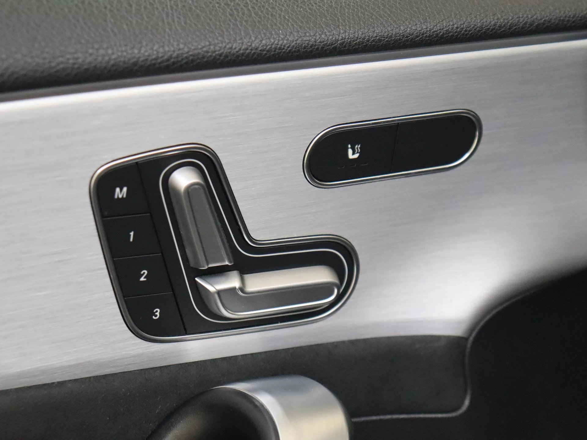 Mercedes-Benz A-Klasse 200 Business Solution AMG