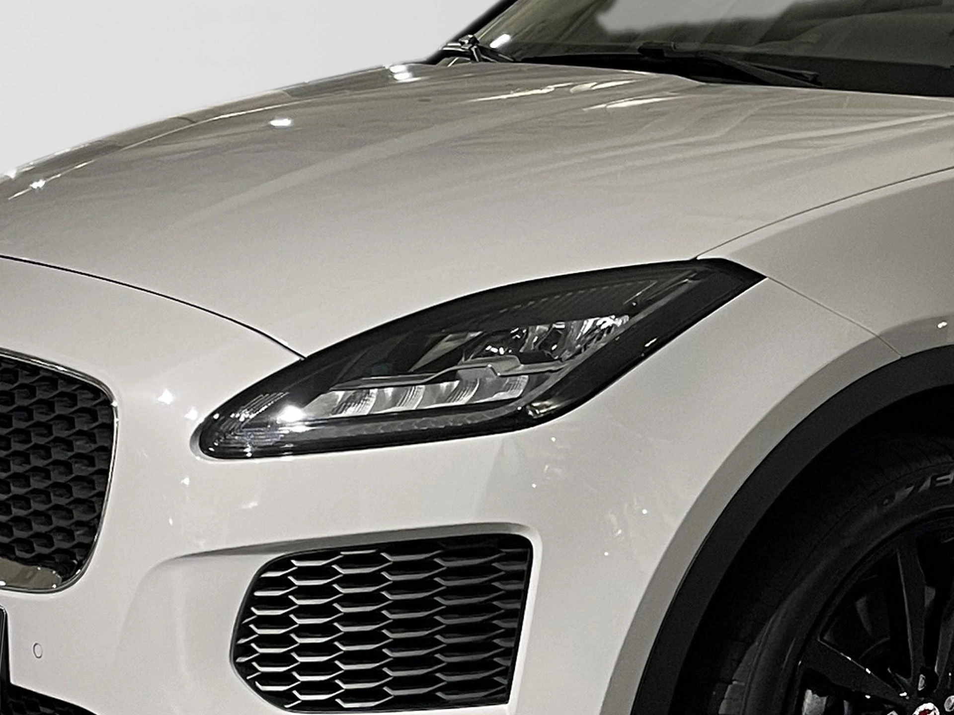 Jaguar-E-PACE-image-20