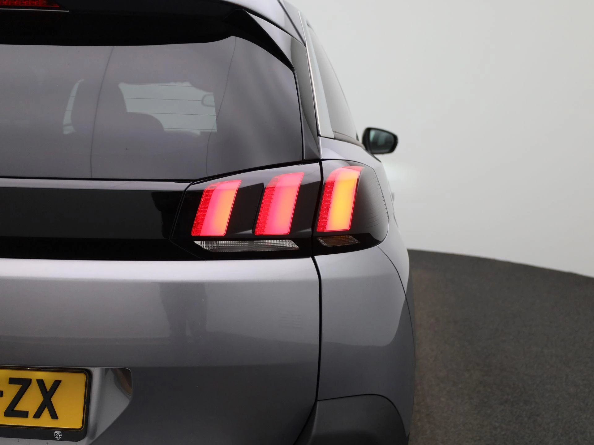 Peugeot-5008-image-39