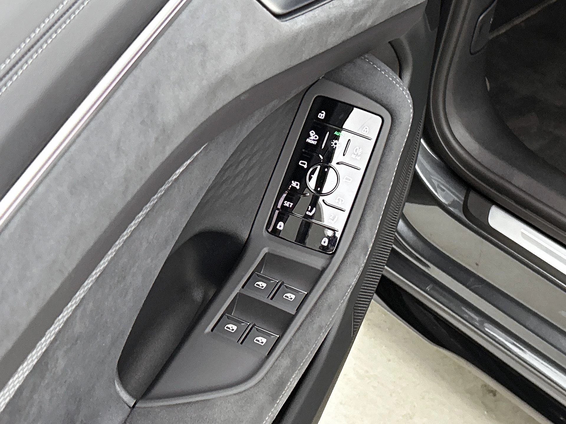 Audi-A6-image-28