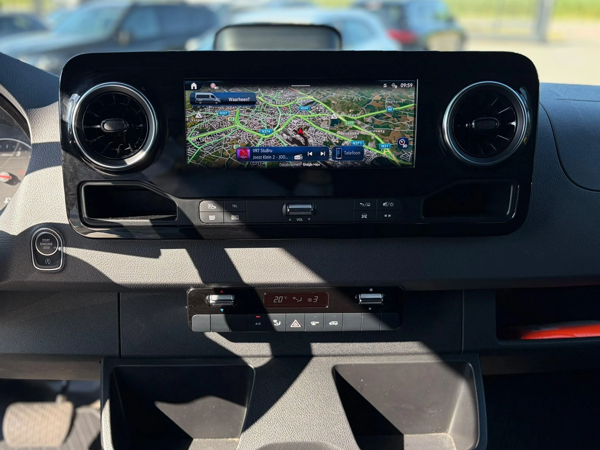 Mercedes-Benz-Sprinter-image-13