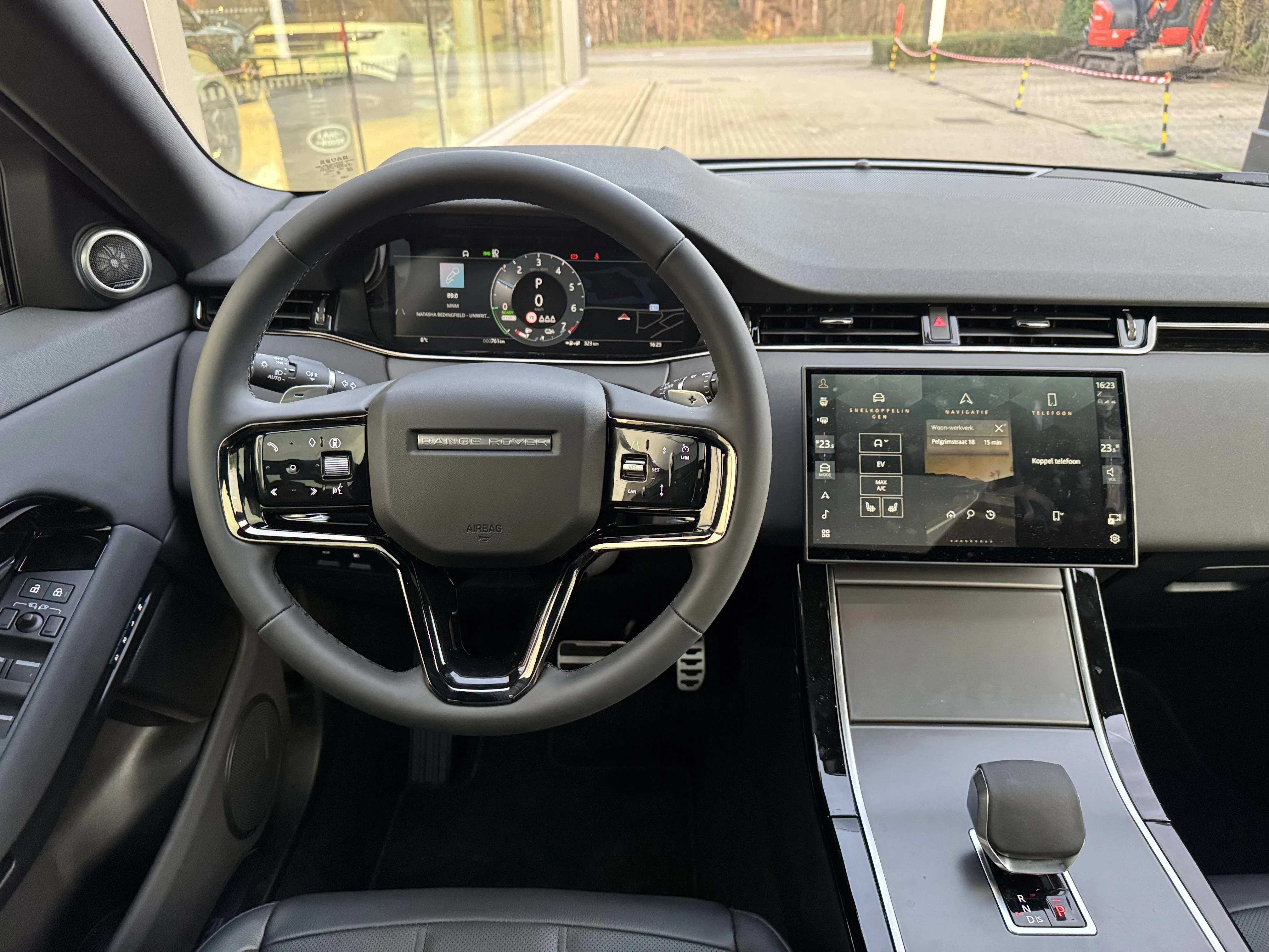 Land Rover Range Rover Evoque P270e Dynamic SE AWD