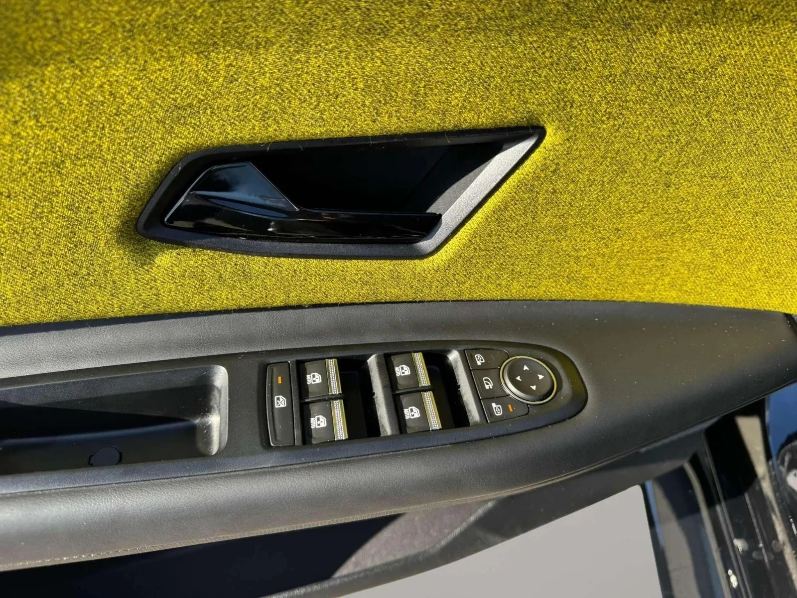Renault-5-image-8