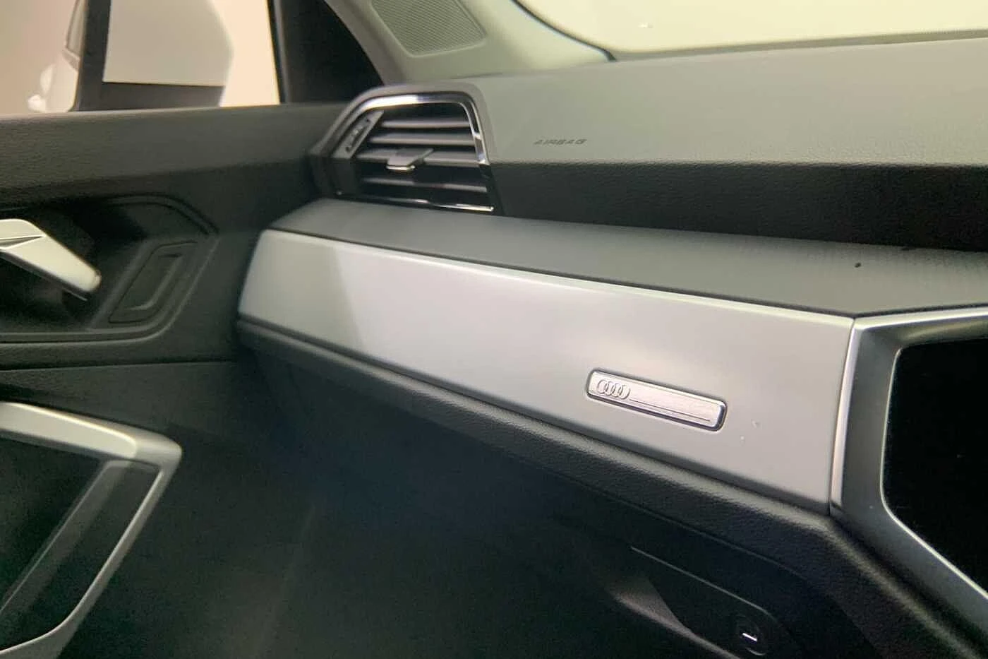 Audi-Q3-image-18