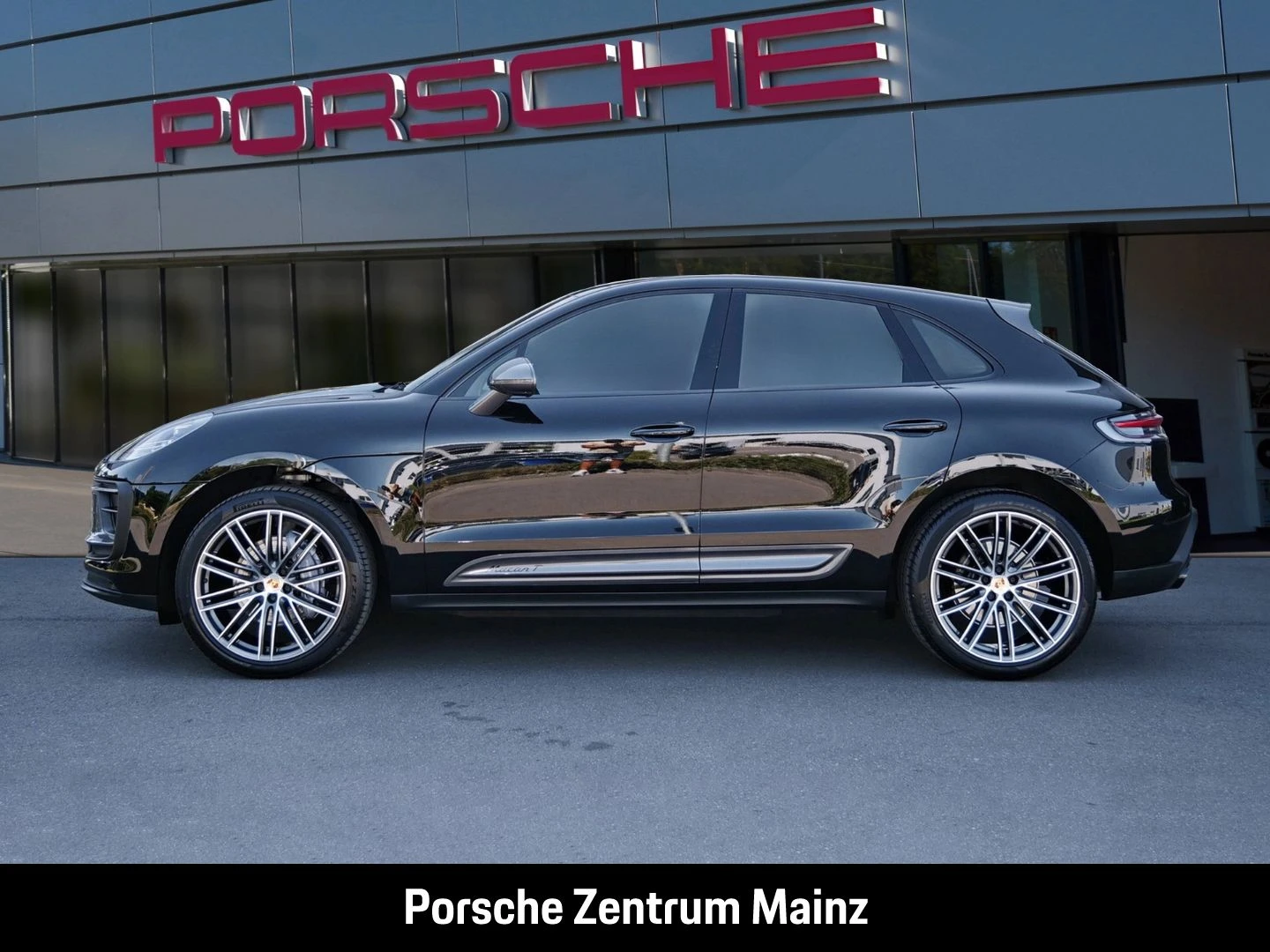 Porsche-Macan-image-6