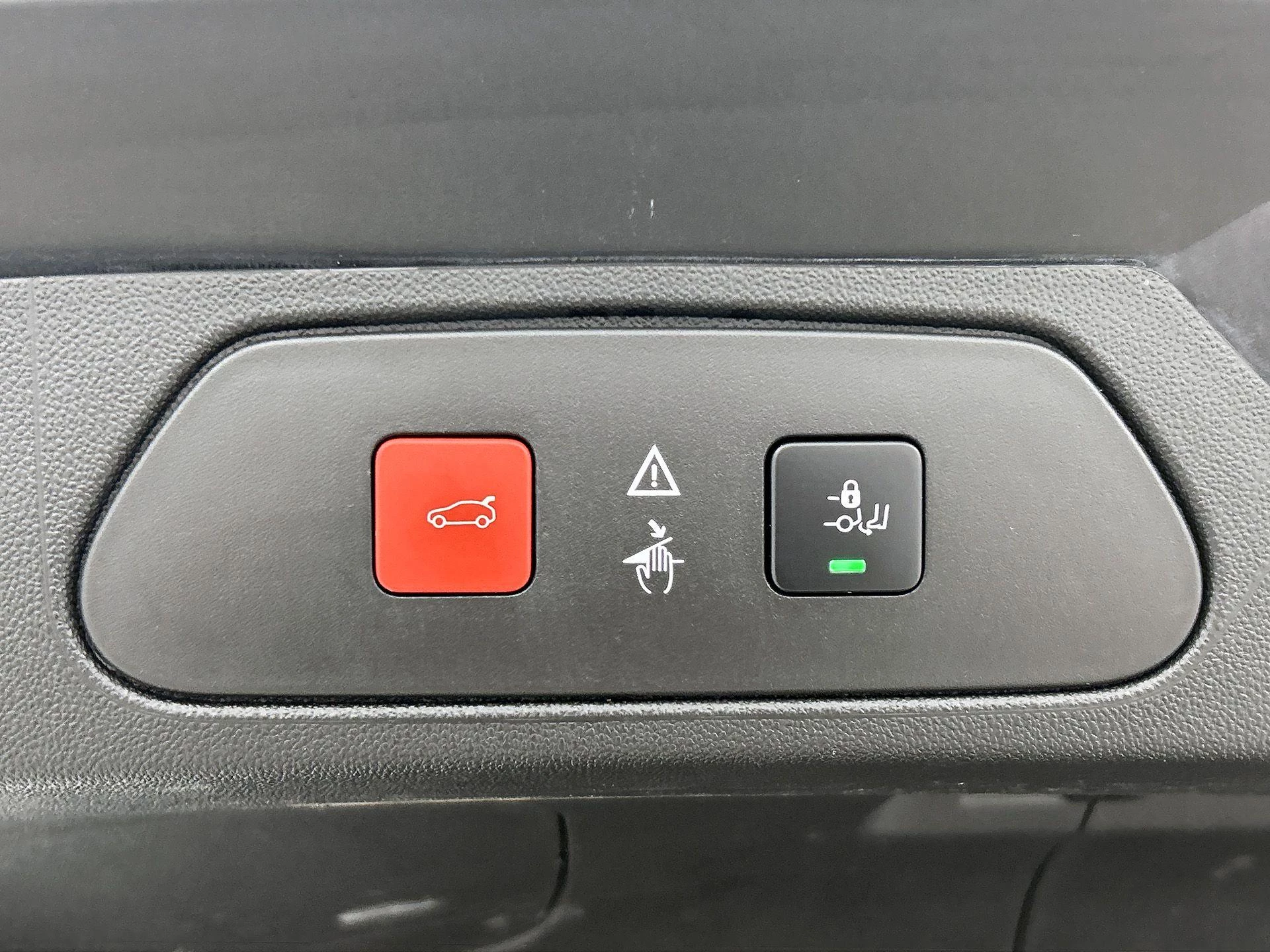 Opel Grandland X 1.6 Turbo Hybrid Elegance