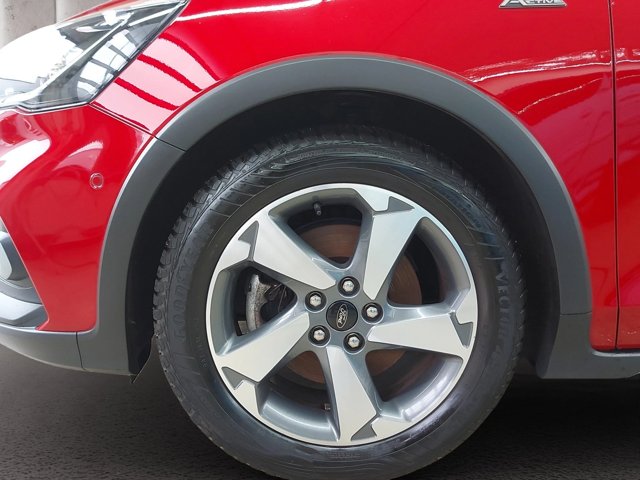 Ford Focus 1.0 EcoBoost Hybrid Active S/S (EURo 6d) LED*EASYPARK*WINTERPKT*KOMF.PKT
