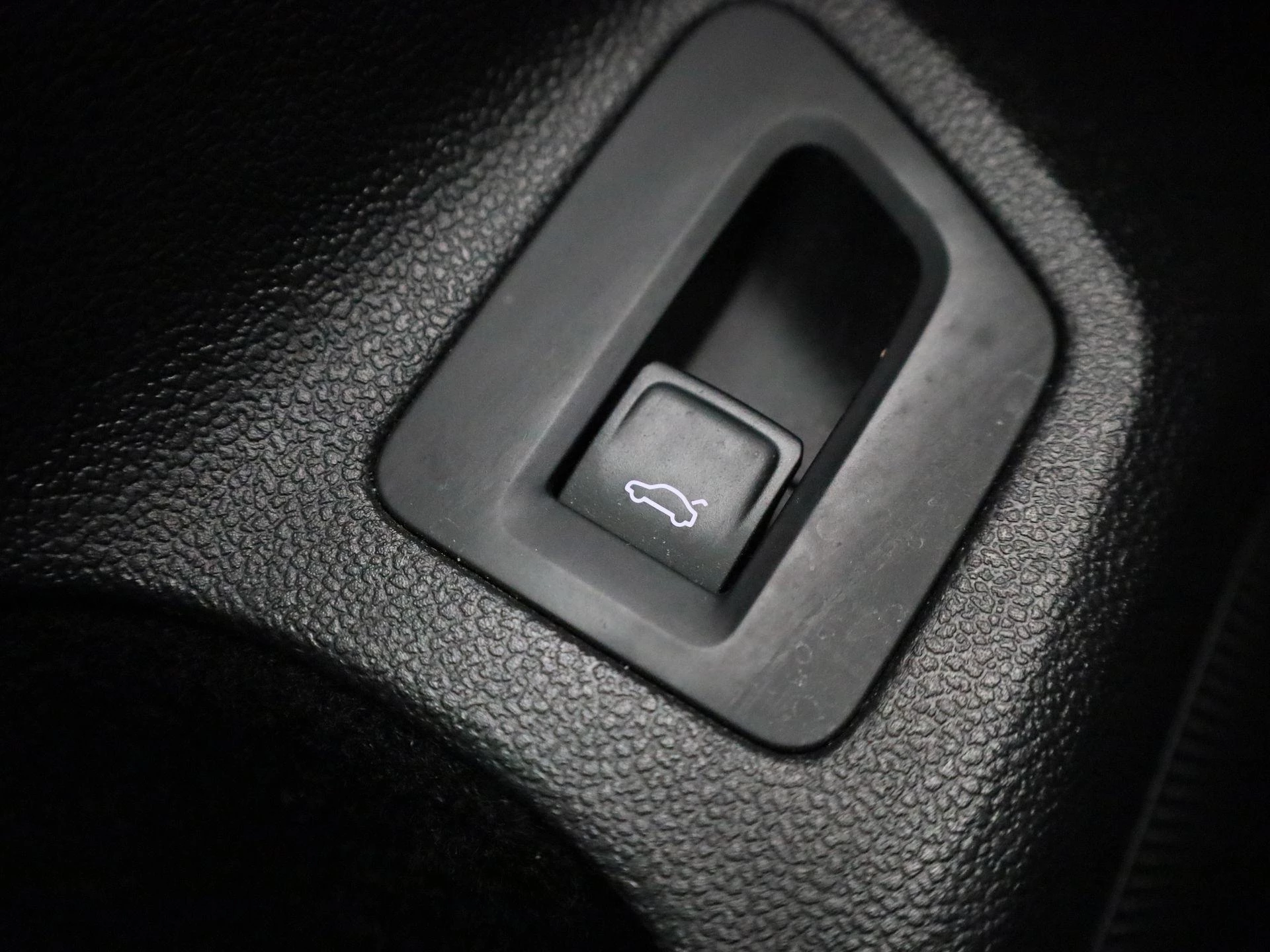 Volkswagen-Passat-image-30