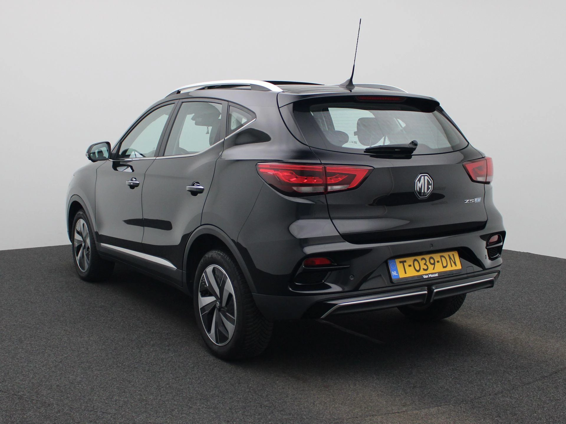 MG ZS EV MG EV Long Range Luxury 70 kWh