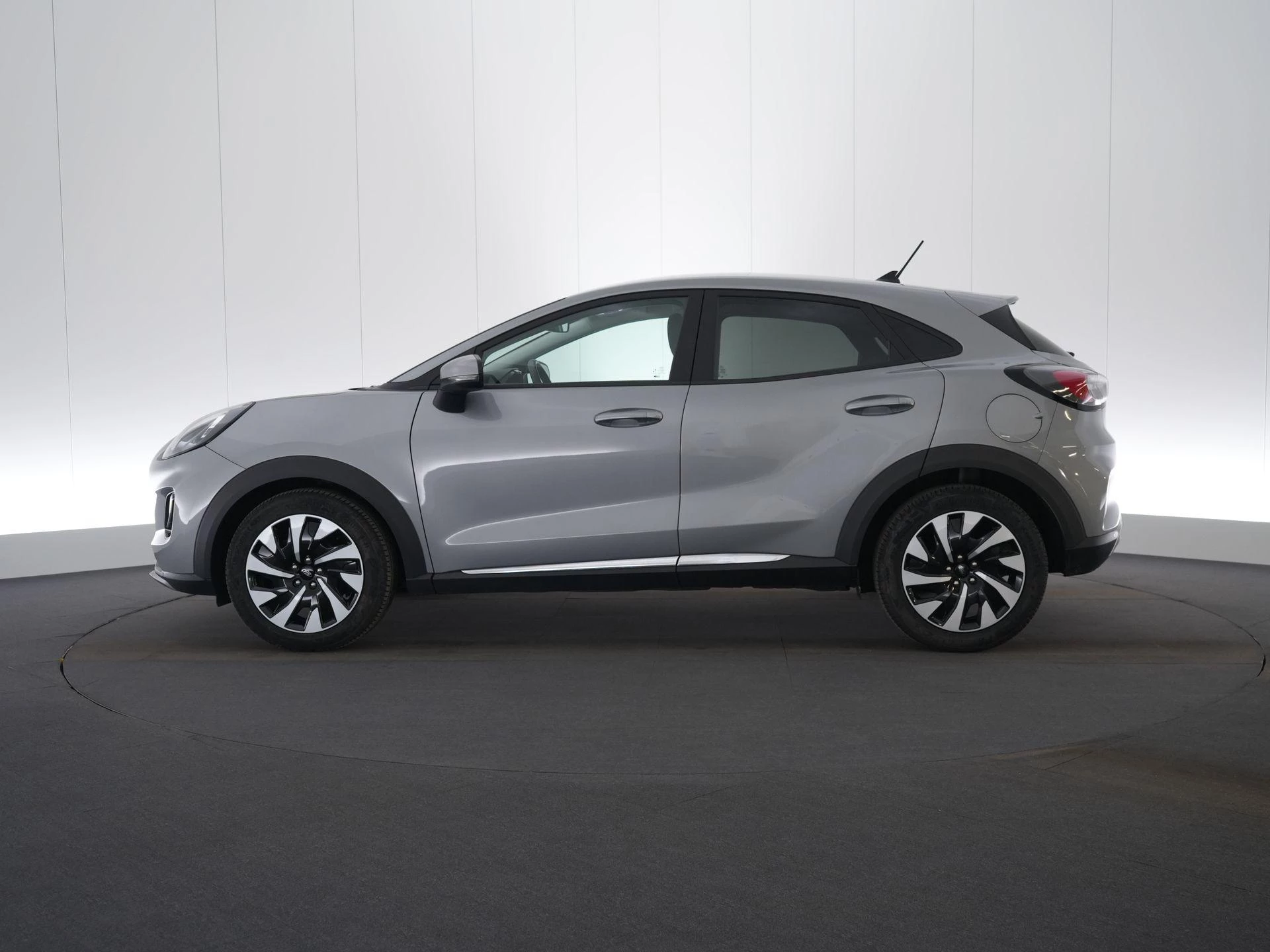 Ford Puma 1.0i Ecoboost MHEV 92kW Aut. Titanium