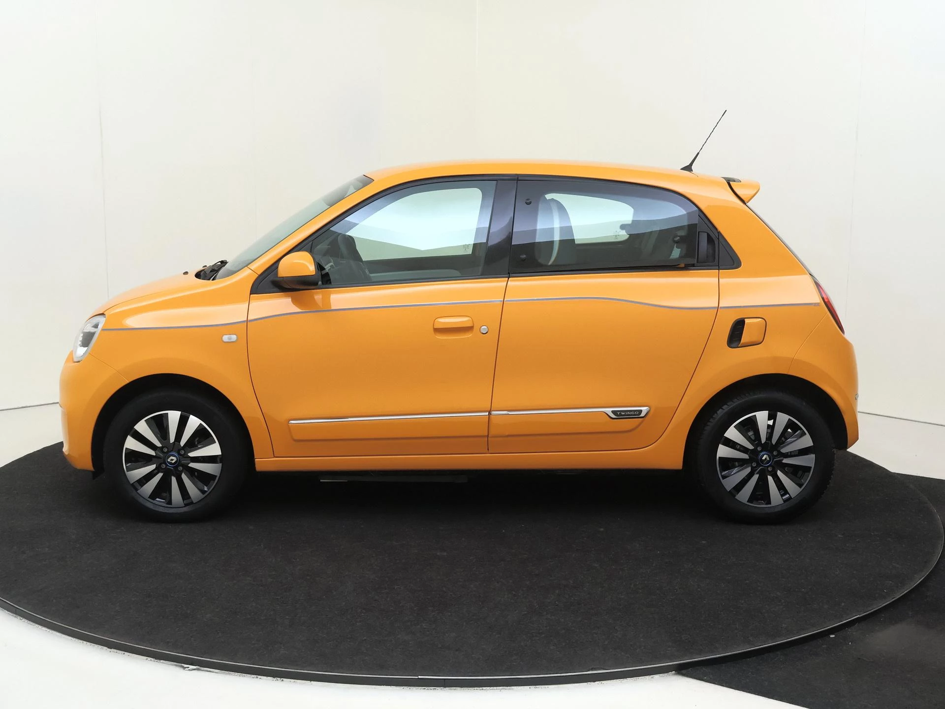 Renault-Twingo-image-6