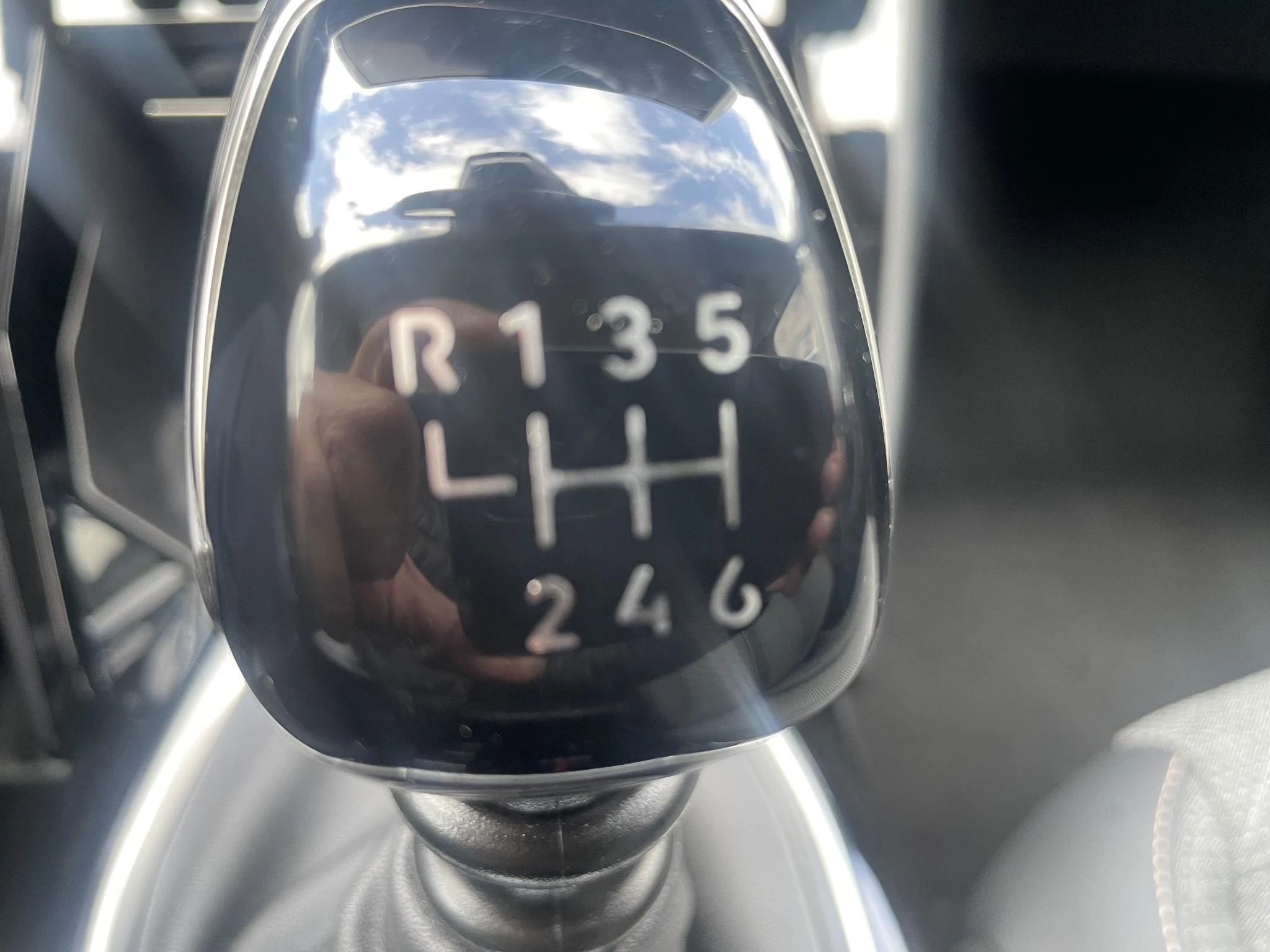 Peugeot 208 1.2 PureTech 100 Allure