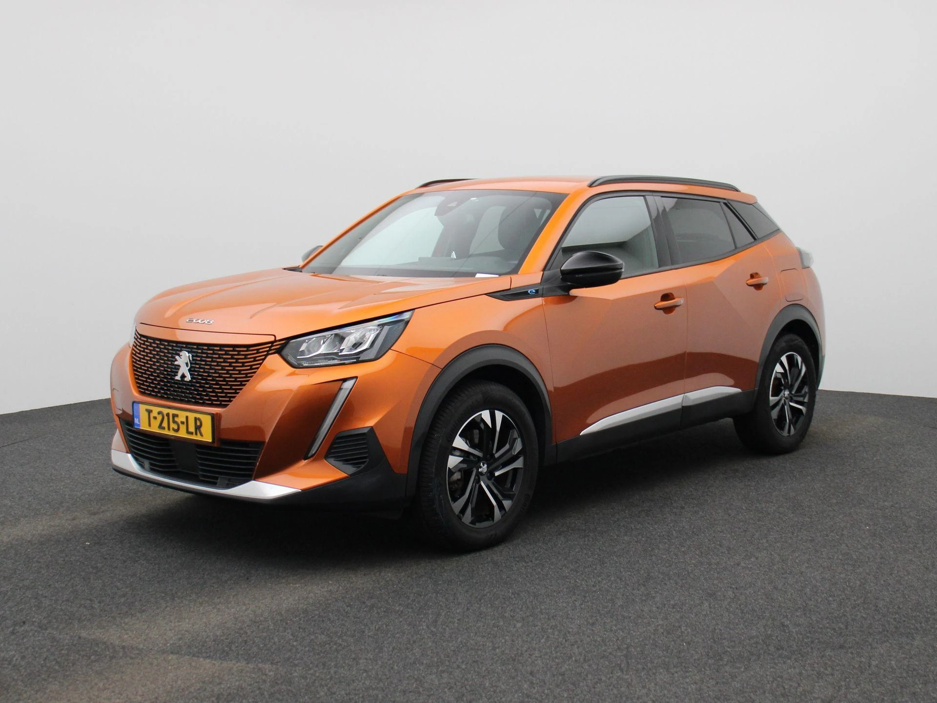 Peugeot e-2008 - 1