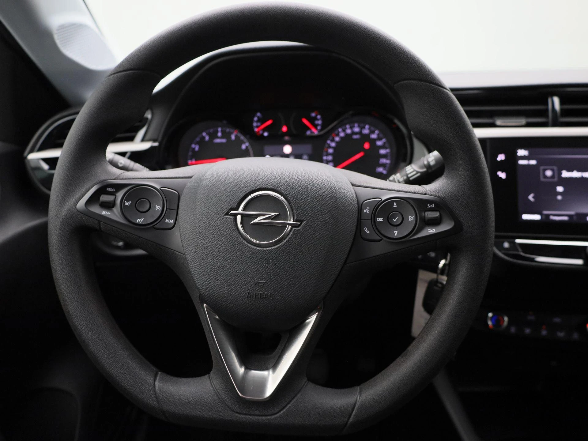 Opel-Corsa-image-6