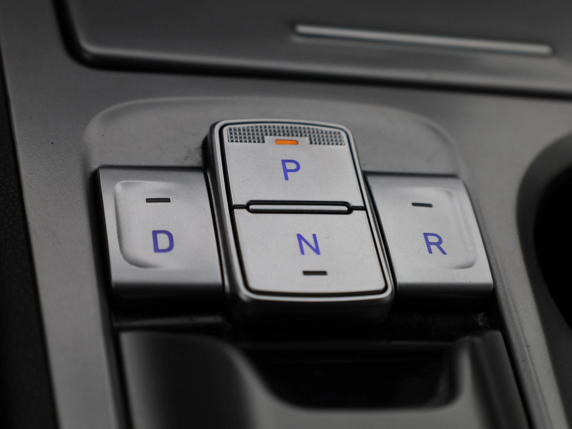 Hyundai-Kona-image-18