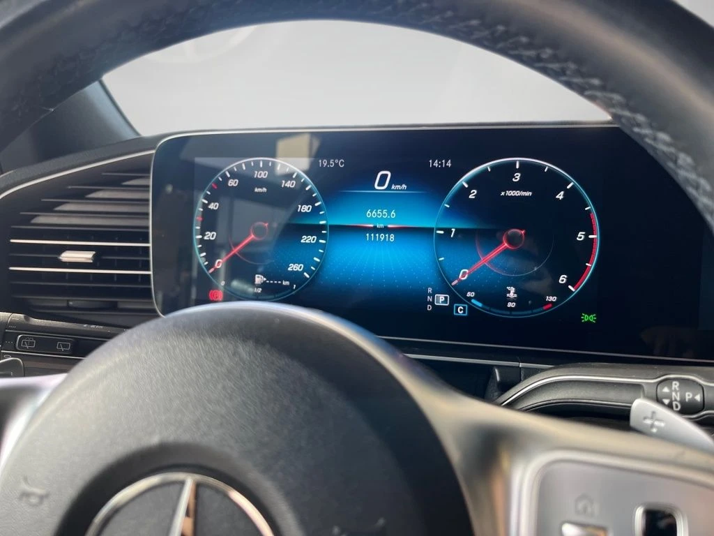 Mercedes-Benz-GLE 350 d-image-5