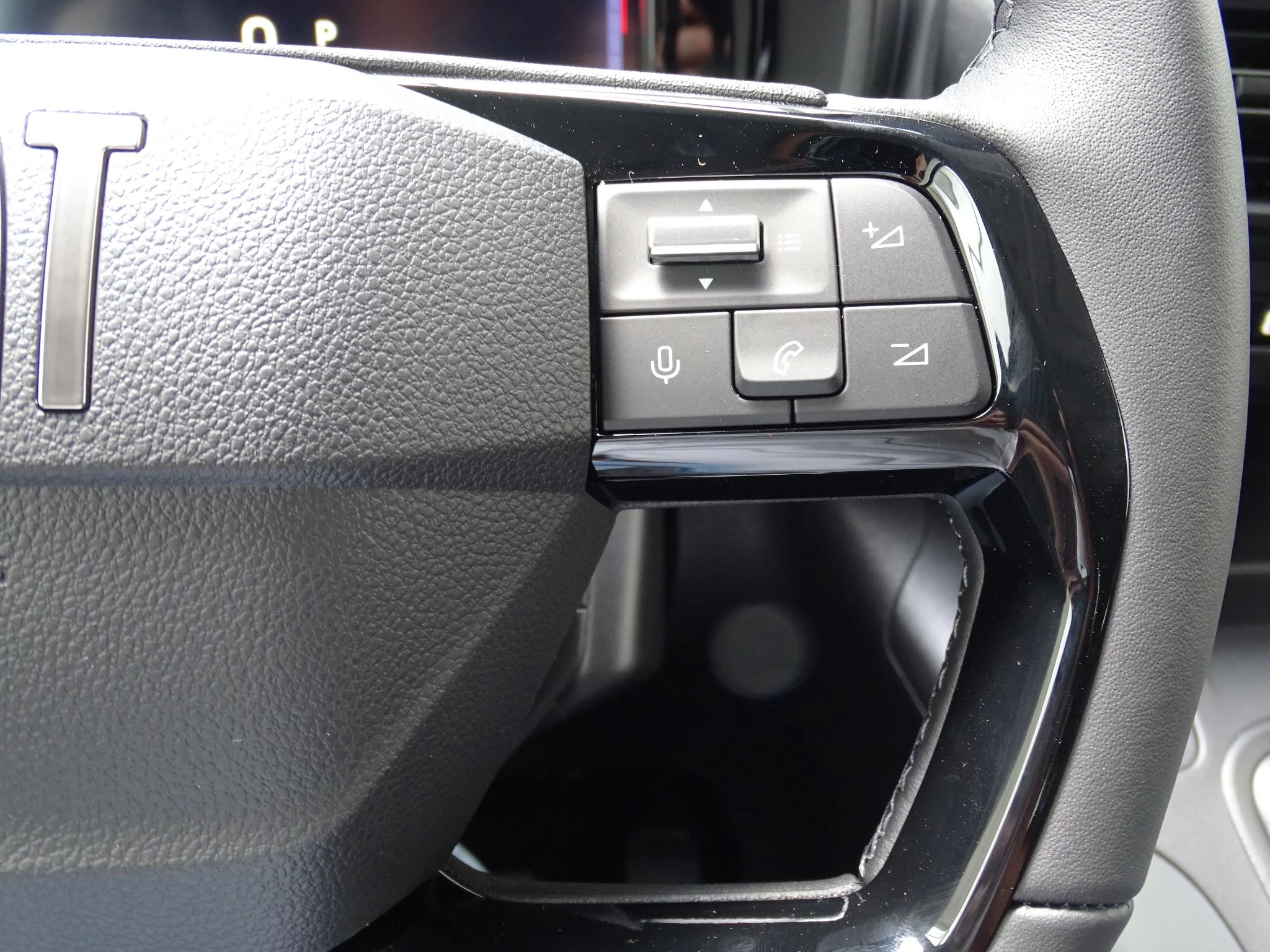 Fiat Qubo L 1.5 BlueHDI 130 S&S AT La Prima Long 7 seats gps+c