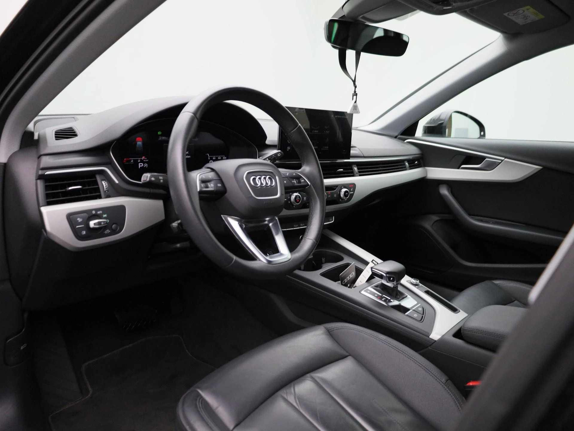 Audi-A4-image-36