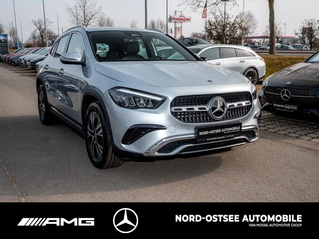 Mercedes-Benz-GLA-image-2