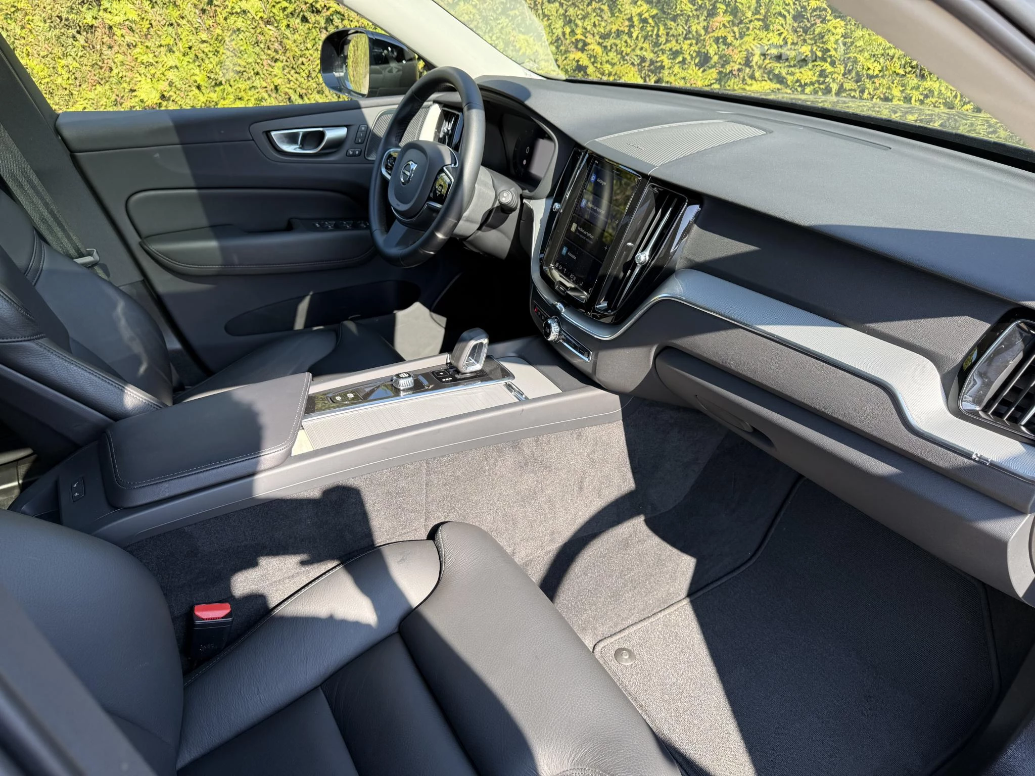 Volvo XC60 T6 Plug in Hybrid AWD Plus Dark