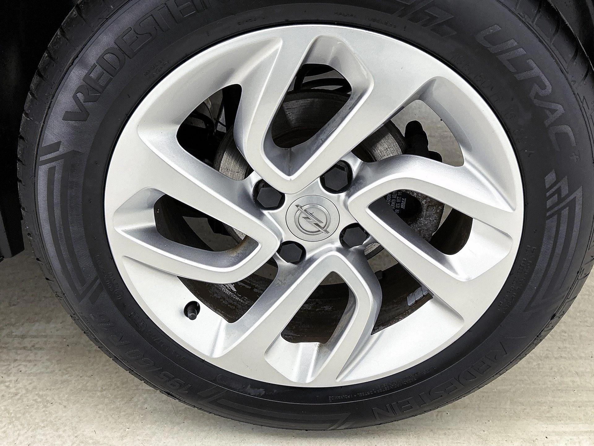 Opel Crossland X 1.2 Edition