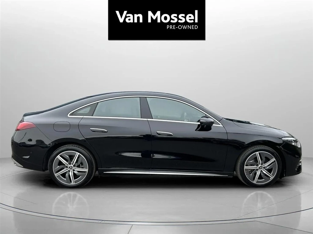 Mercedes-Benz-CLA-image-5
