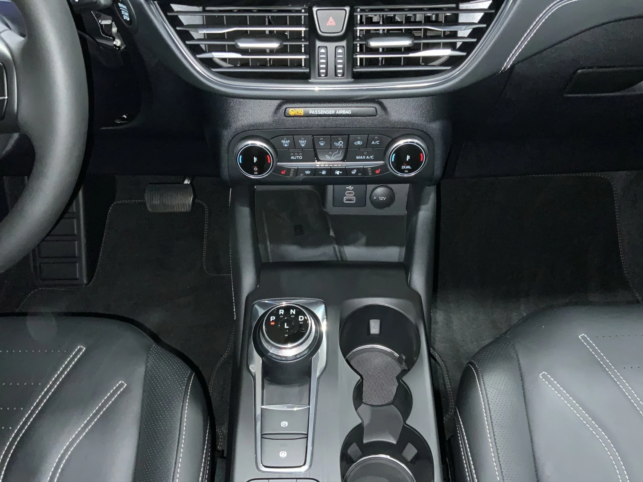Ford-Kuga-image-13
