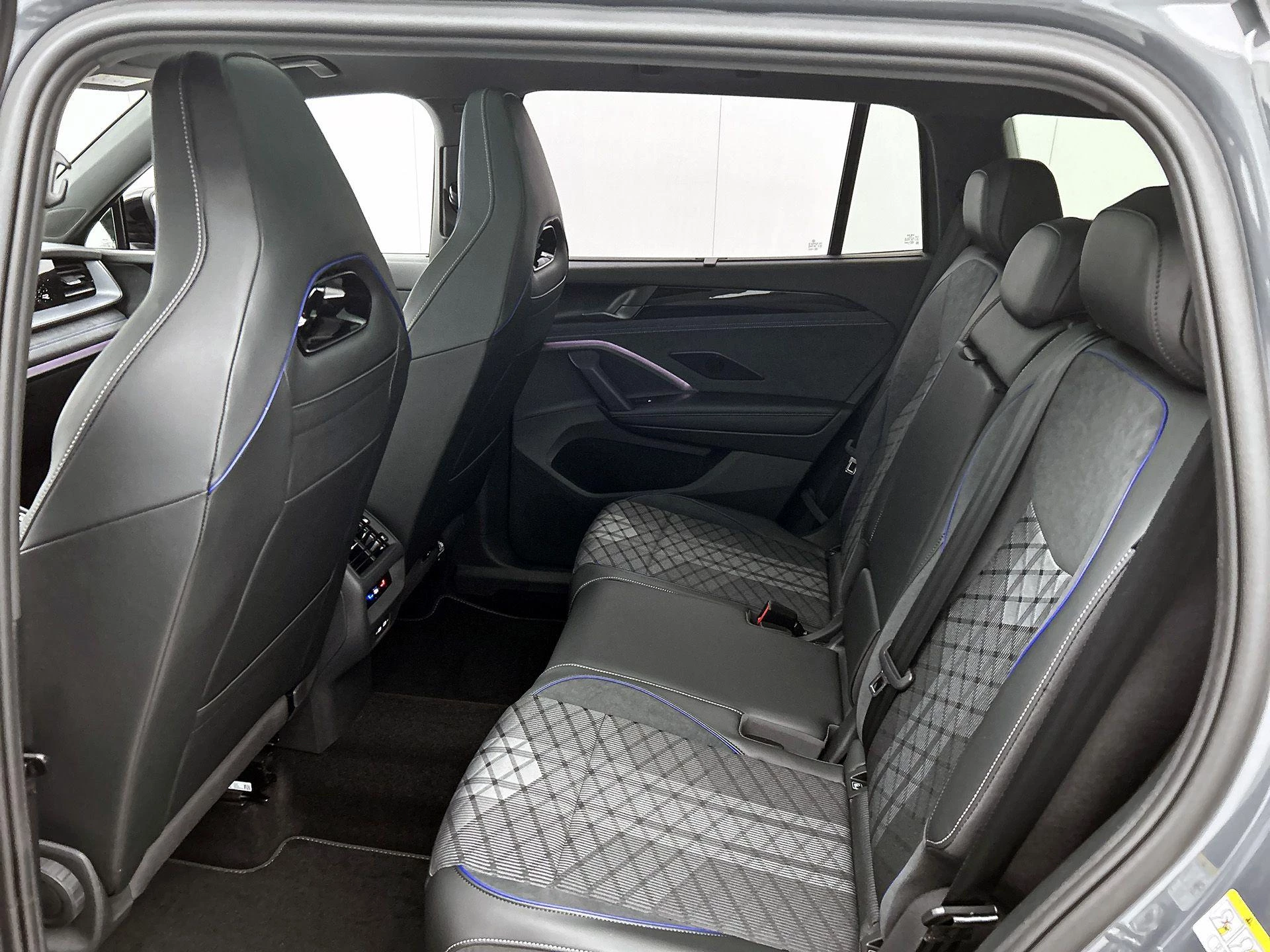 Volkswagen Tayron 1.5 eHybrid R-Line Edition