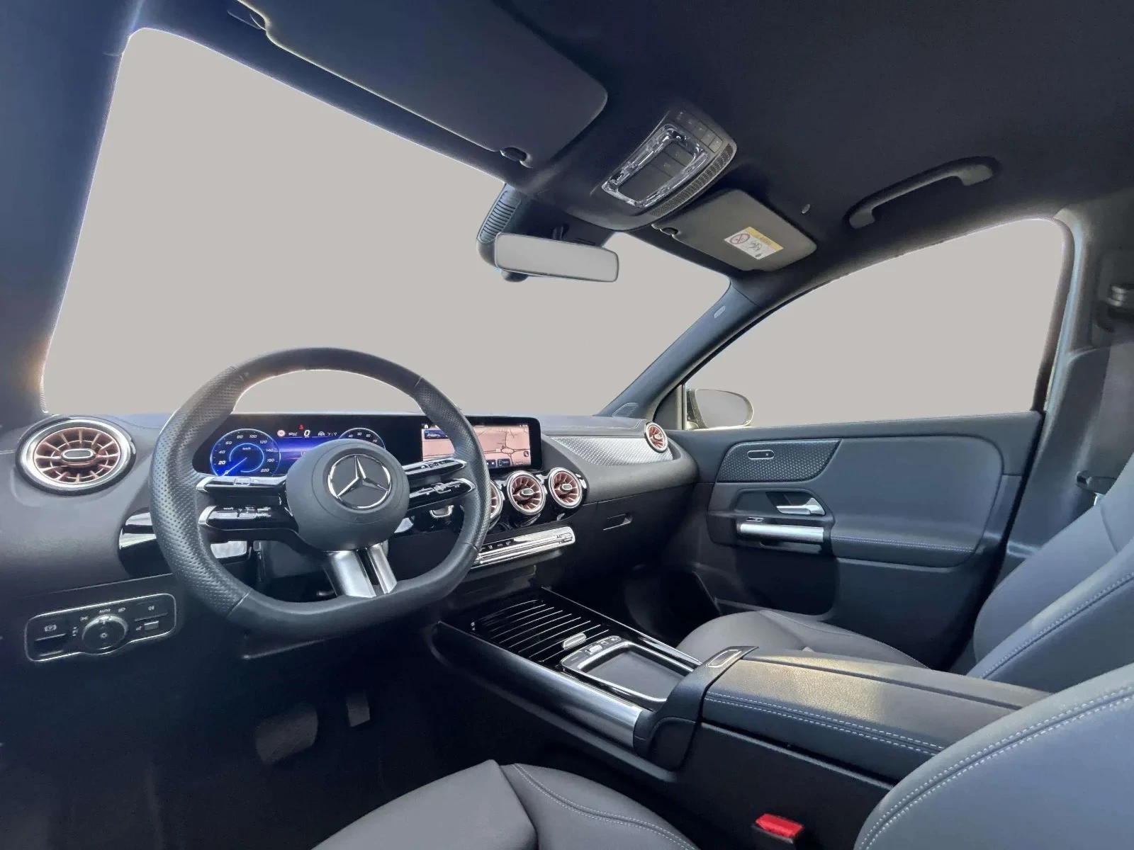 Mercedes-Benz-EQA-image-11