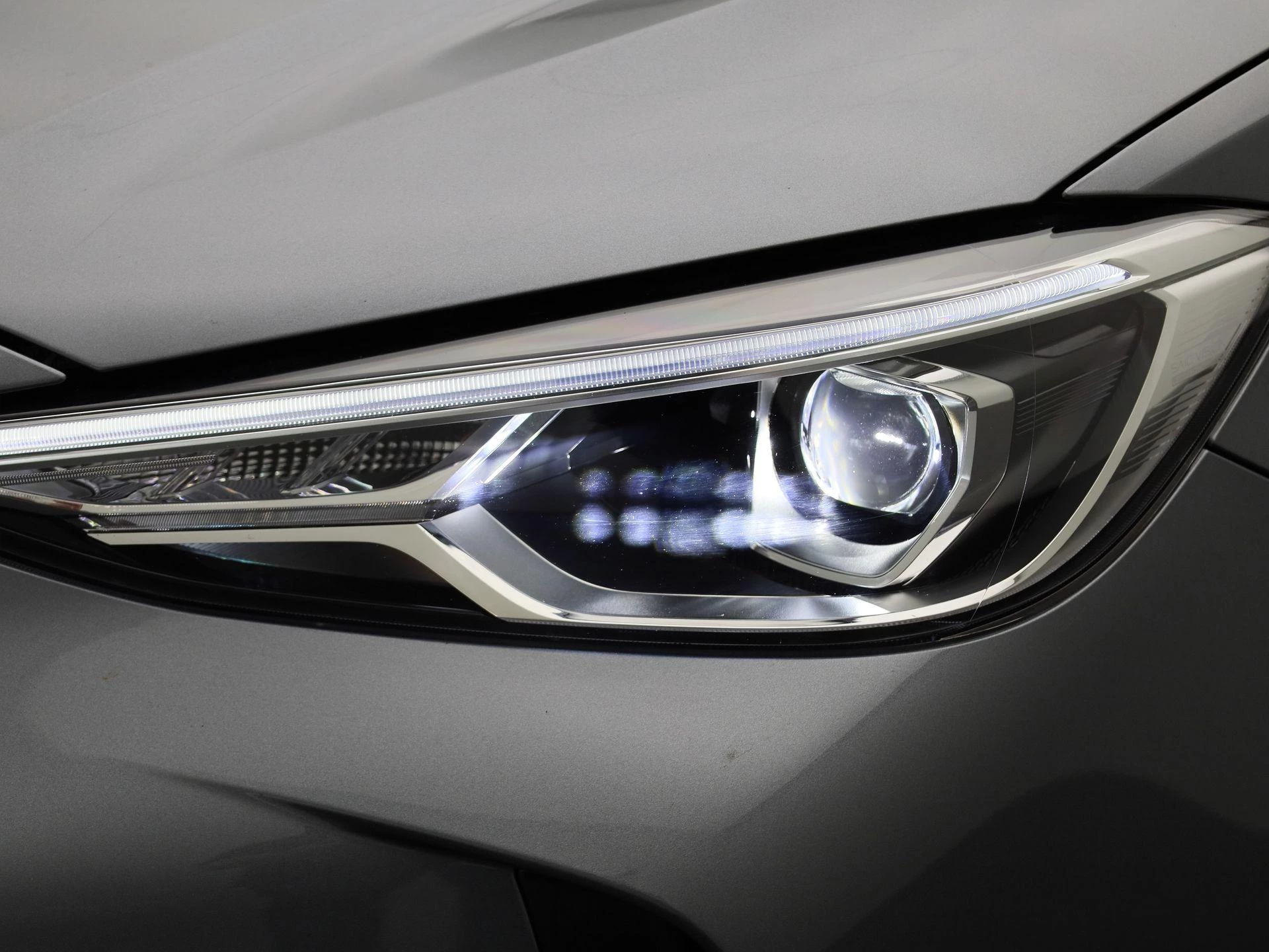 MG-ZS-image-12