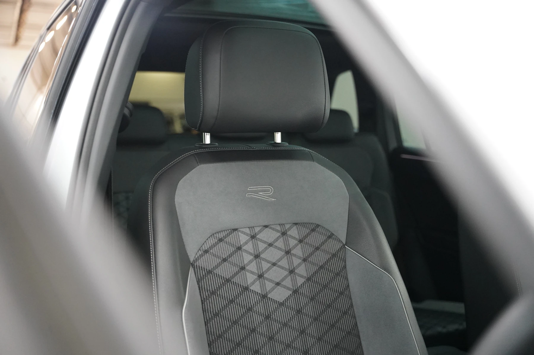 Volkswagen-Tiguan Allspace-image-29