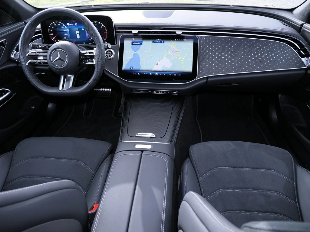 Mercedes-Benz-E-Klasse 220 d-image-12