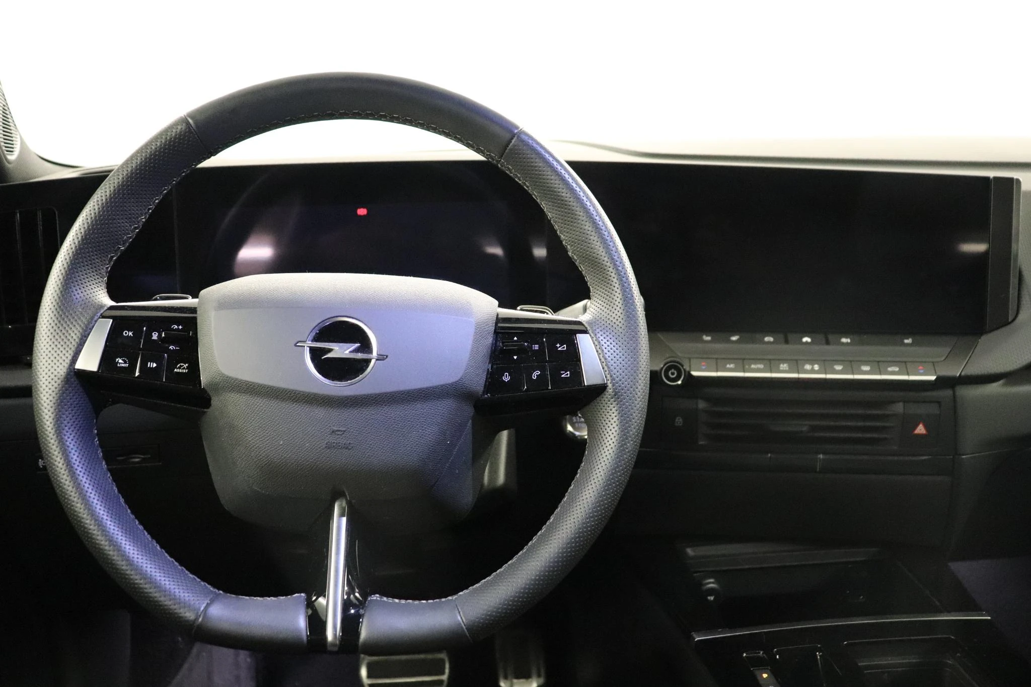 Opel-Astra-image-13