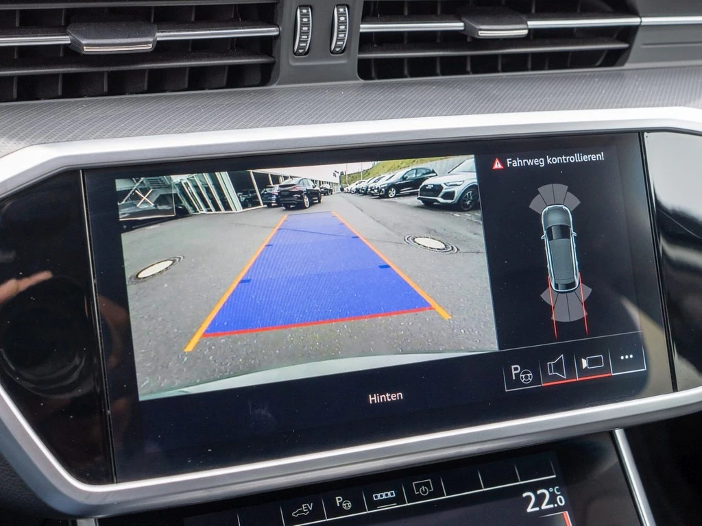 Audi A6 Avant 50 TFSIe S line Matrix ACC Kamera PDC+