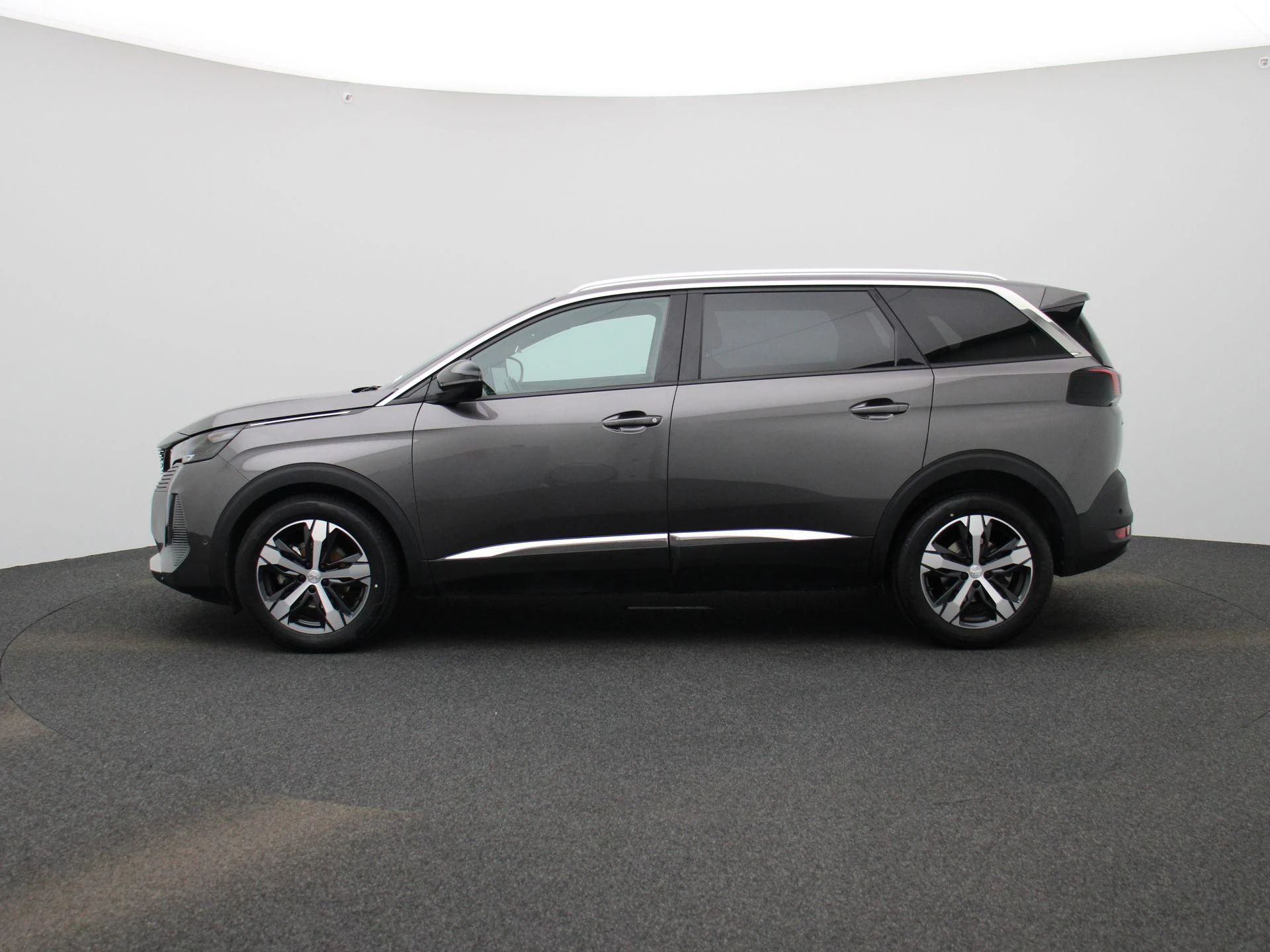Peugeot-5008-image-4