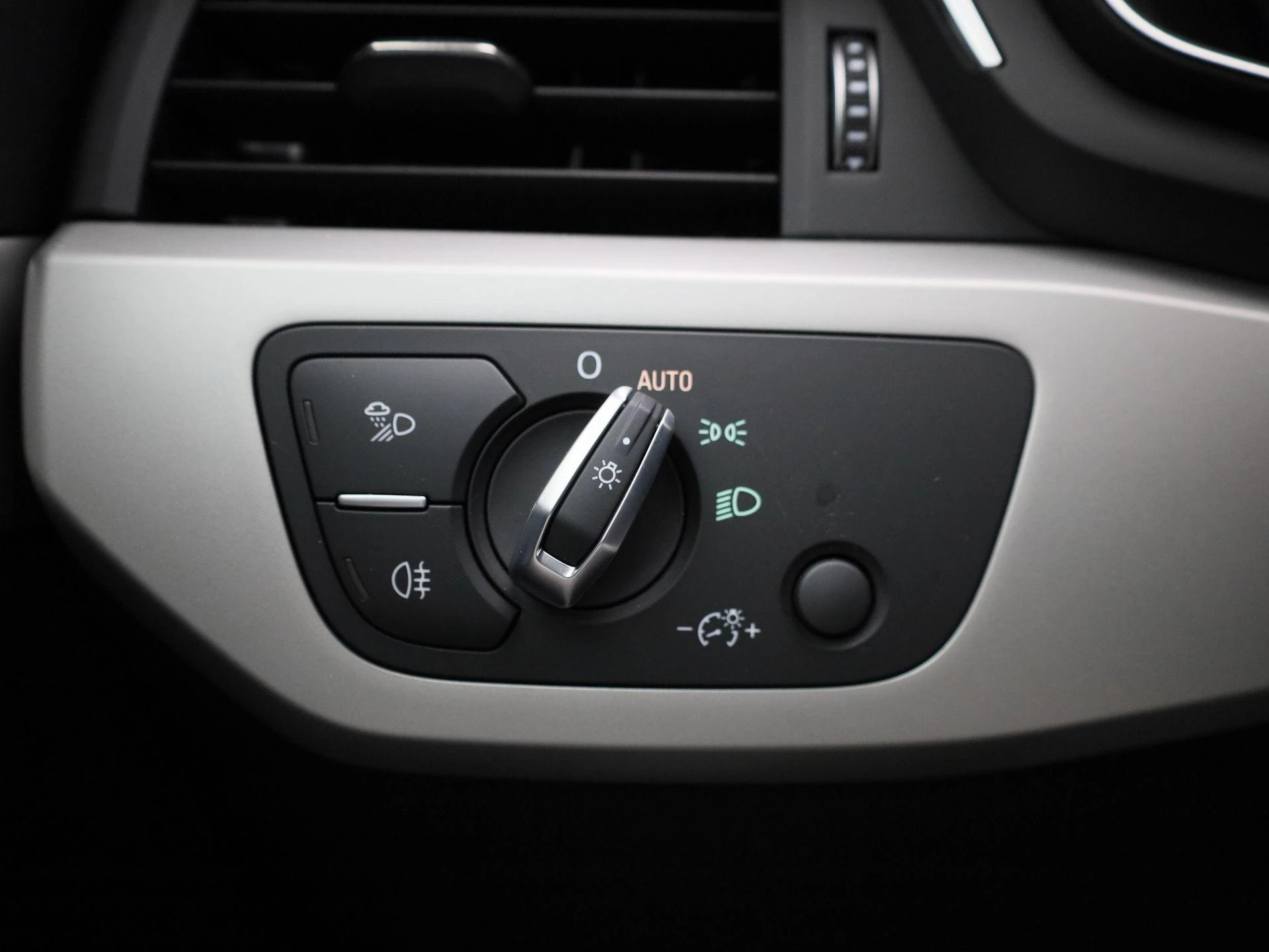 Audi-A4-image-26