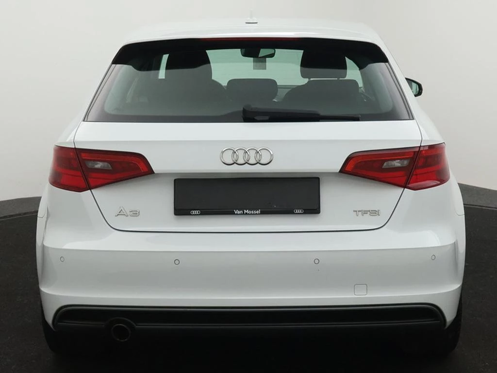 Audi A3 Sportback Audi A3 Sportback Attraction 1.2TFSI 110PK *CRUISE CONTROL*PDC*NAVI*ZETELVERWARMING*...*