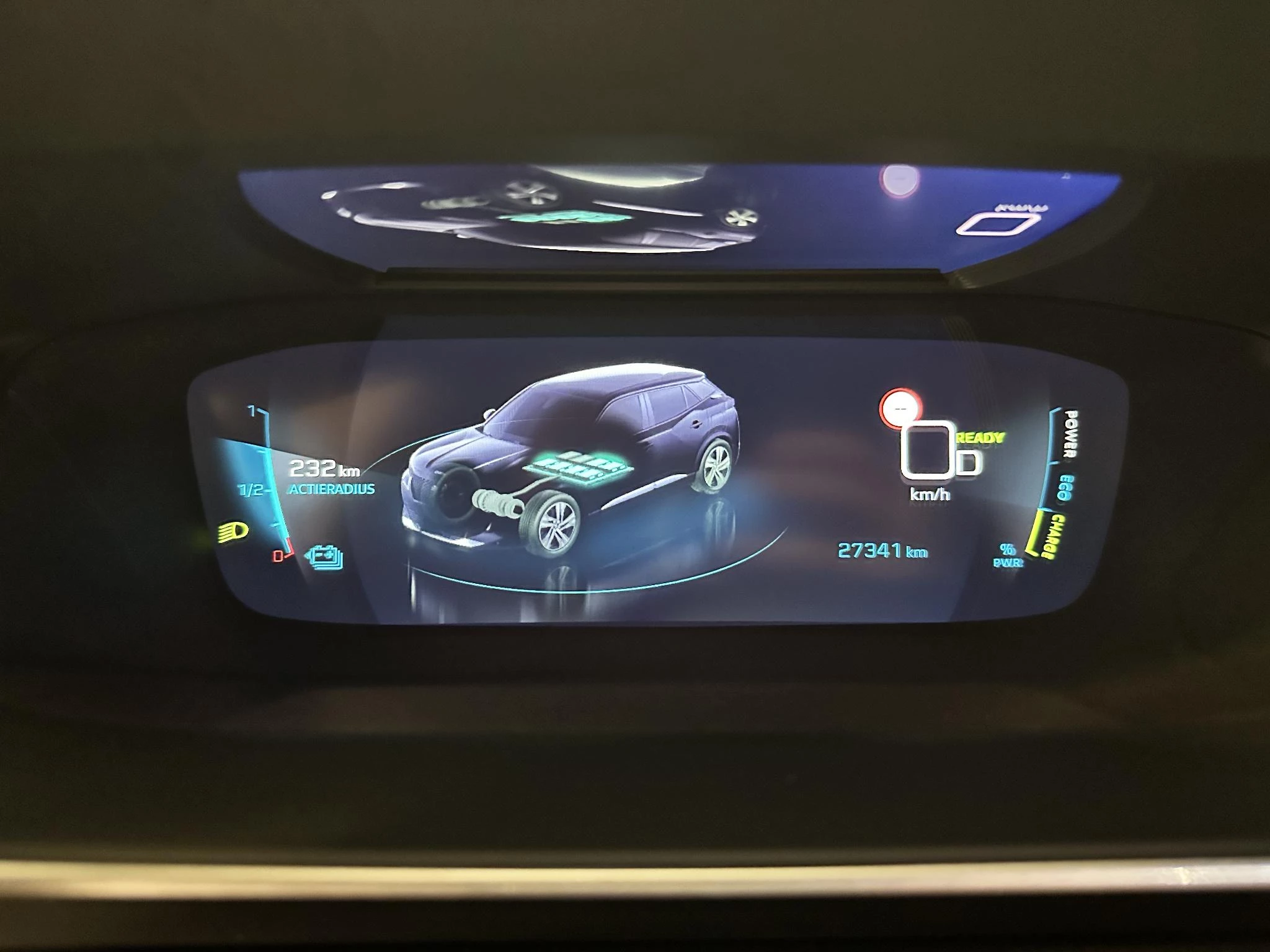 Peugeot-e-2008-image-7