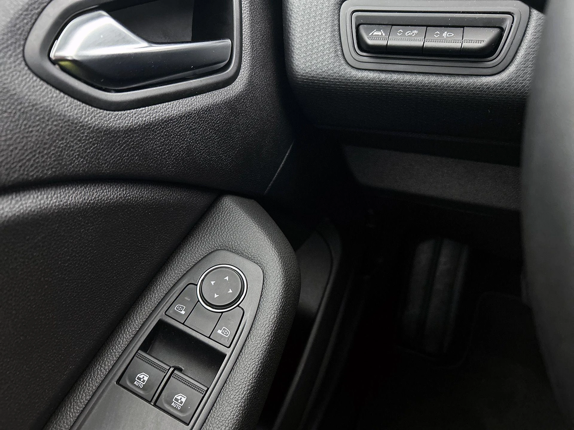 Renault-Clio-image-28