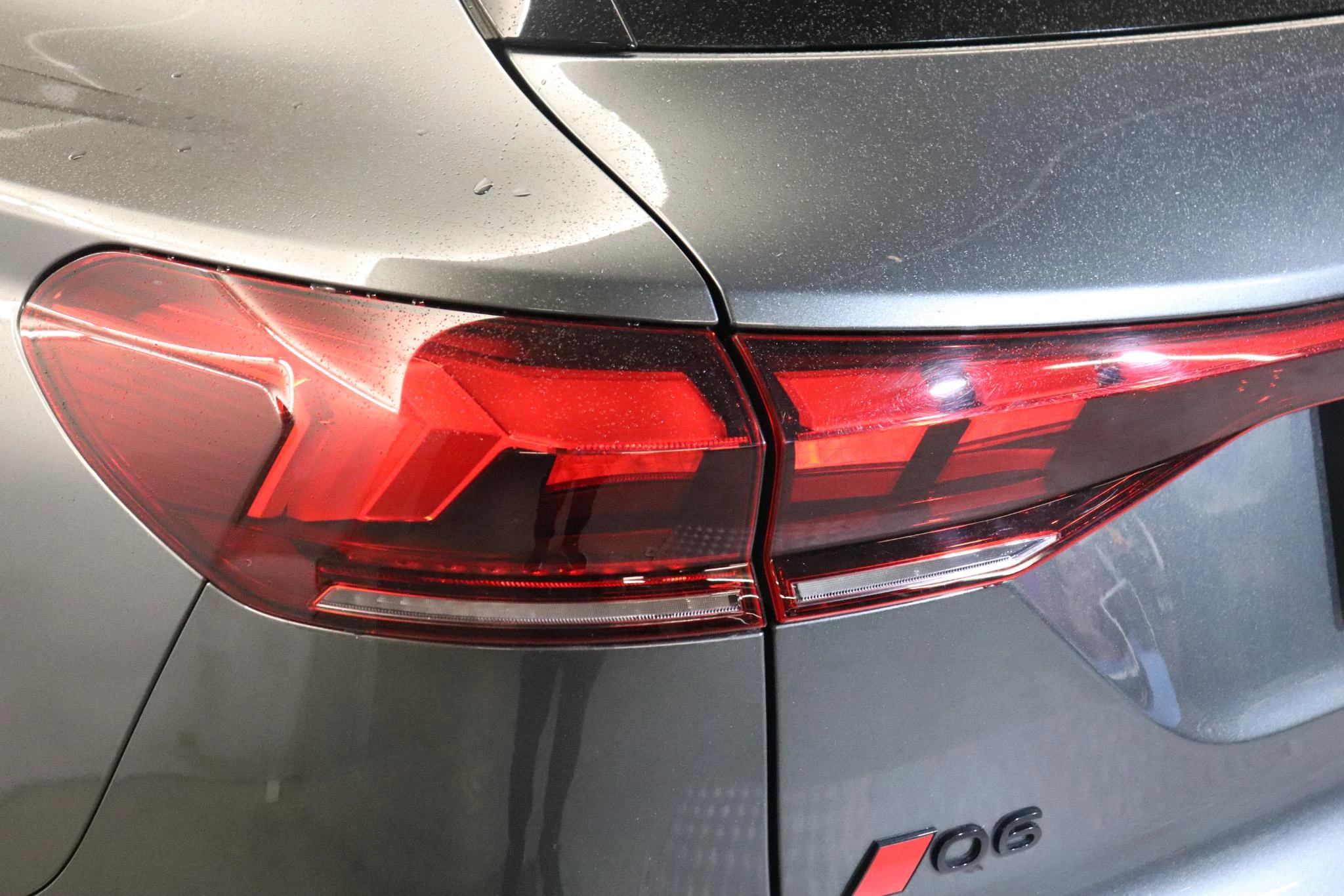 Audi-Q6 e-tron-image-12