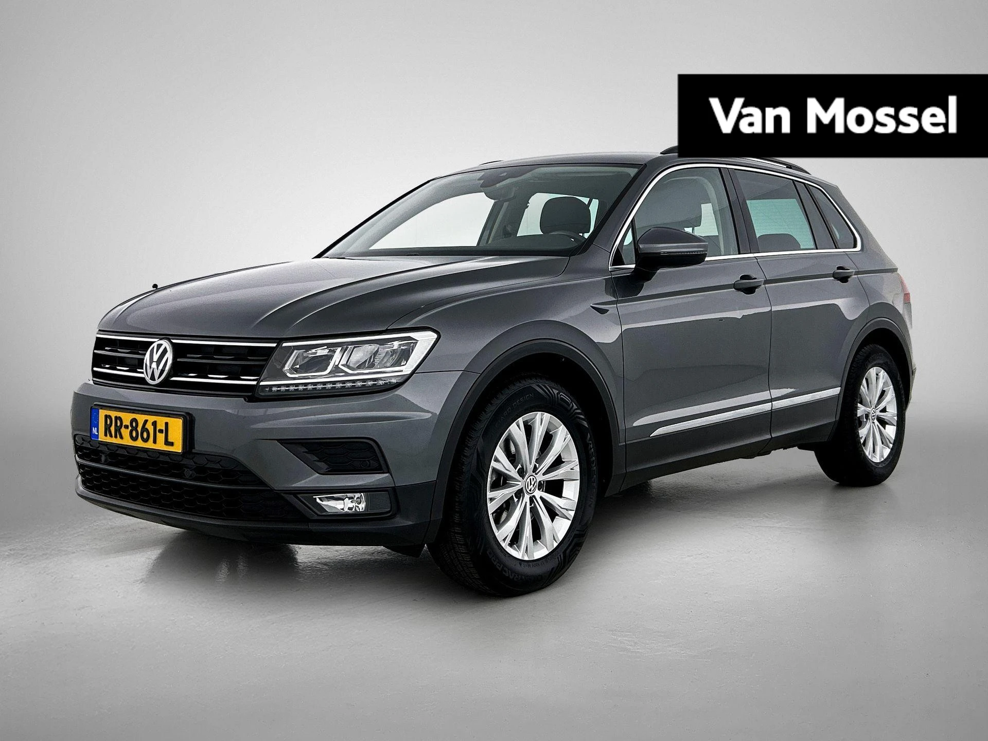 Volkswagen-Tiguan-image-0