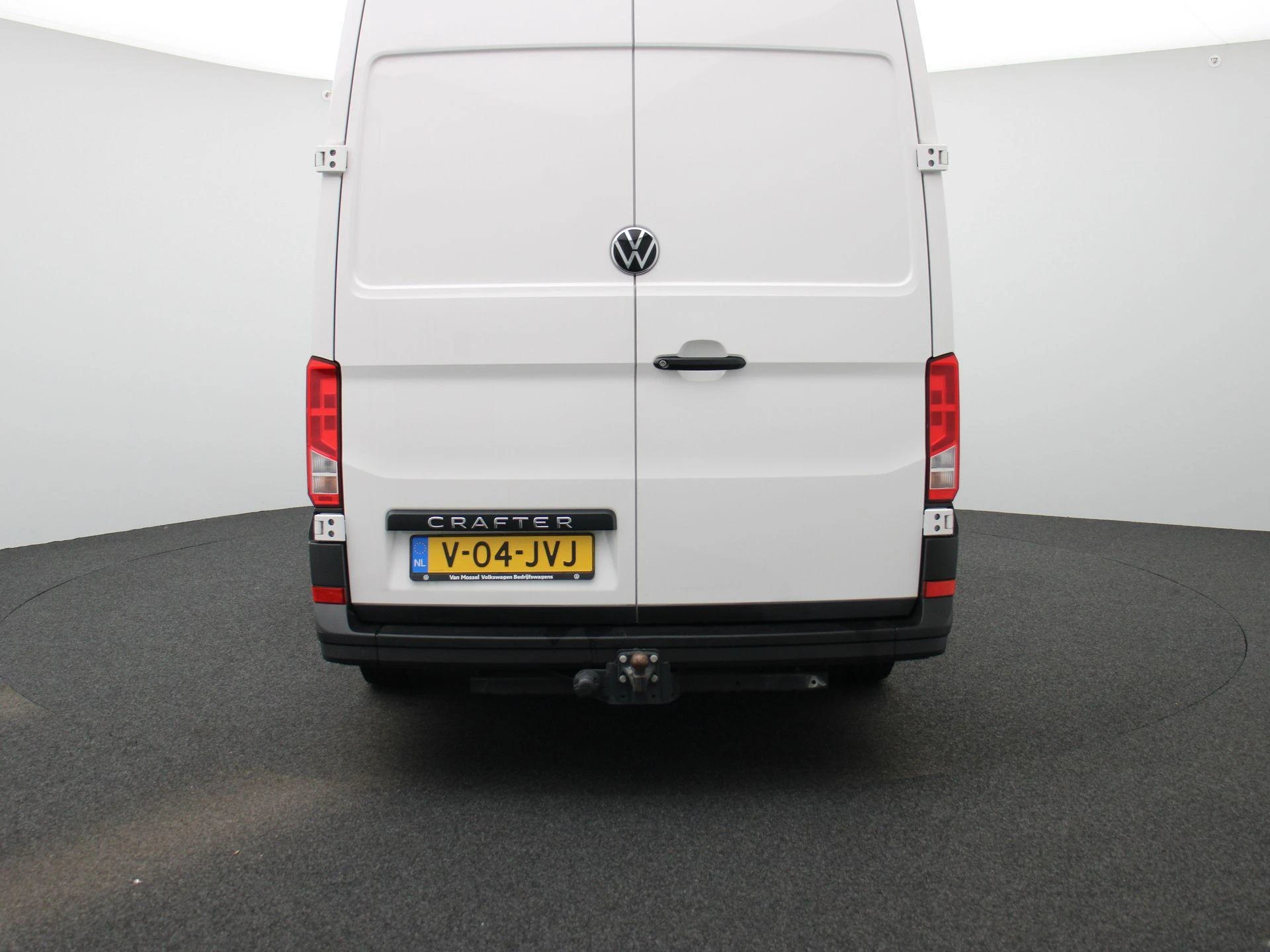 Volkswagen-Crafter-image-4