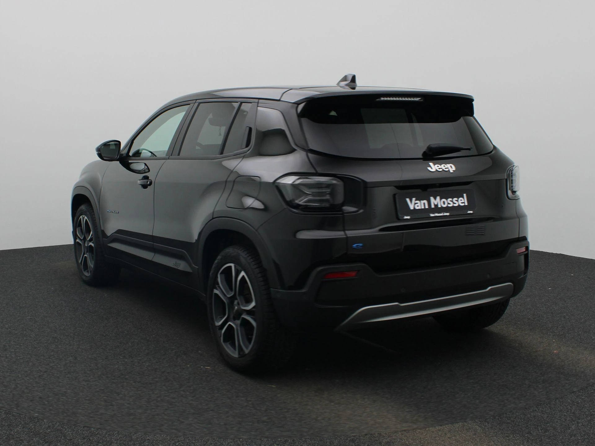 Jeep-Avenger-image-1