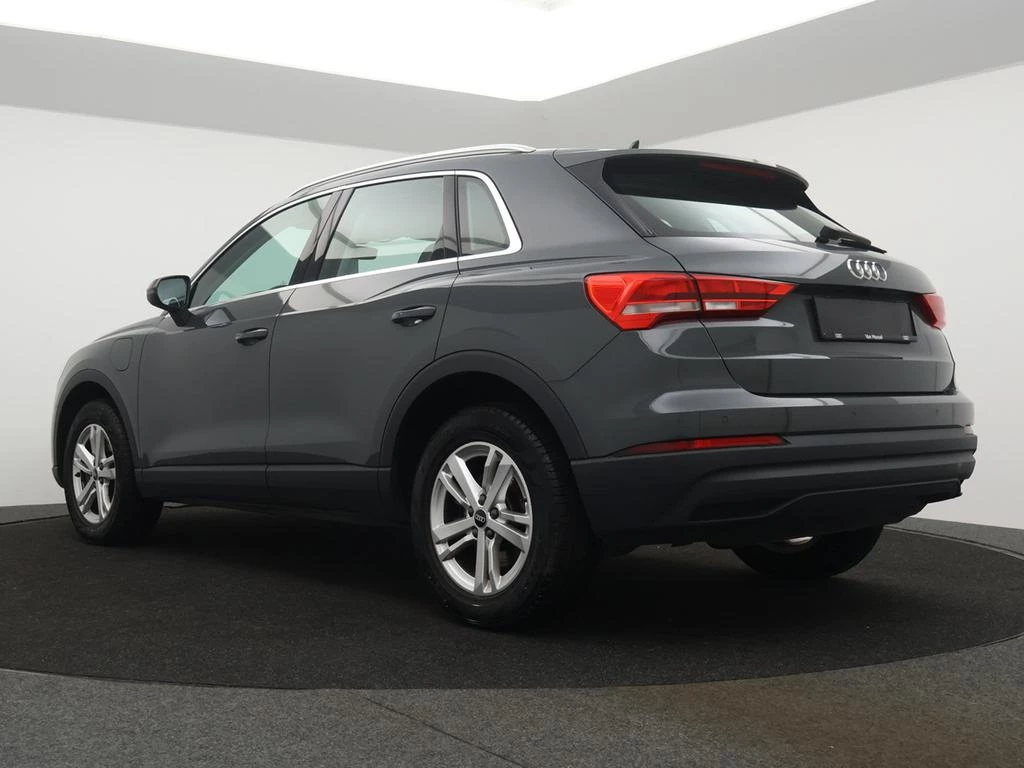 Audi-Q3-image-5