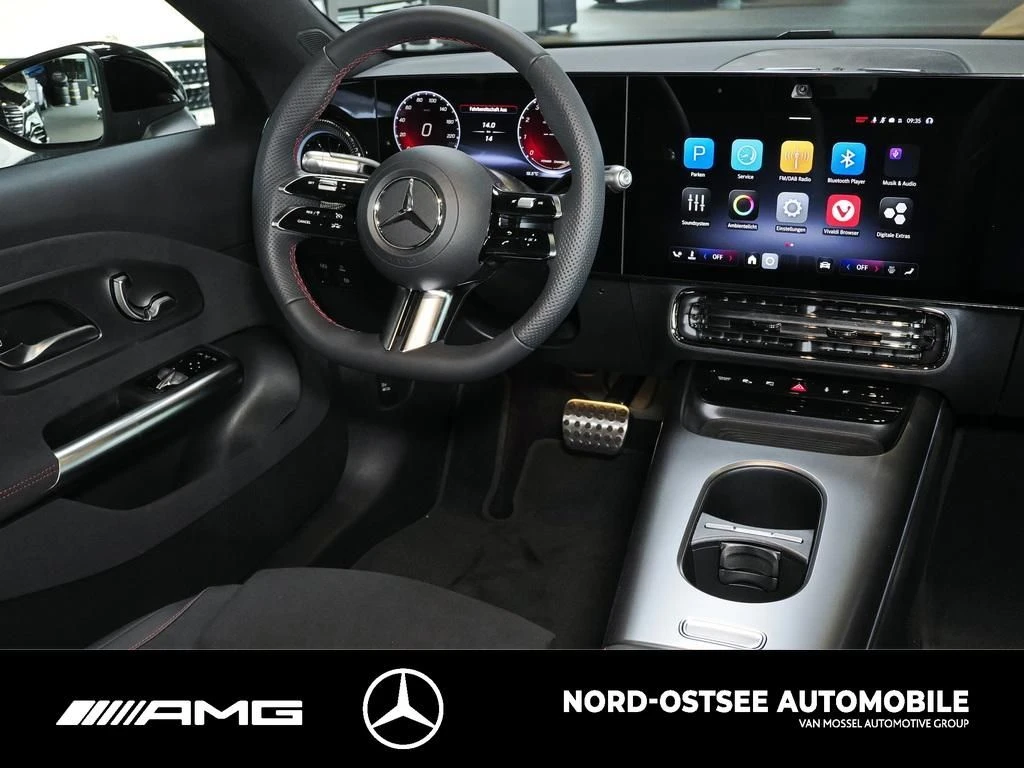Mercedes-Benz CLA 200 4MATIC AMG PANO NIGHT AHK SUPERSCREEN AMG Line